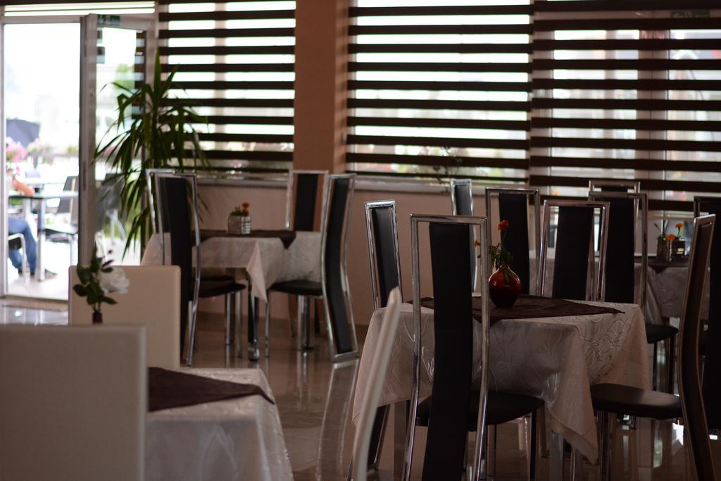 Villa Grand Битоля Екстериор снимка