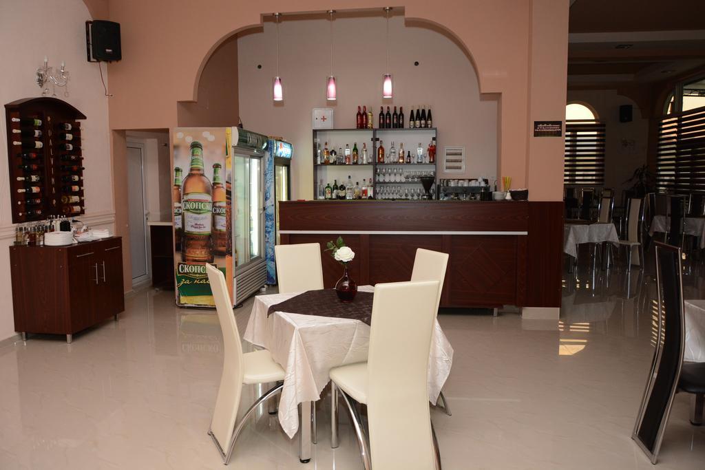 Villa Grand Битоля Екстериор снимка